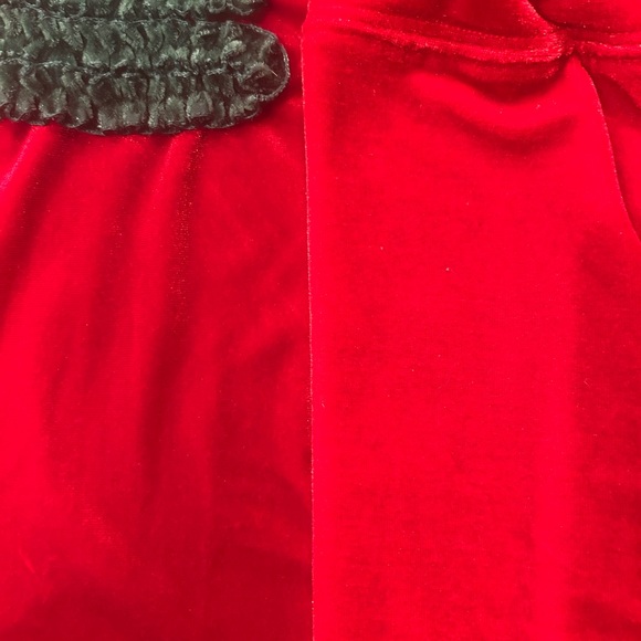 Girl’s Size 4 Stretchy Red Velvet Christmas Tree Shirt & Pants. - Picture 9 of 9